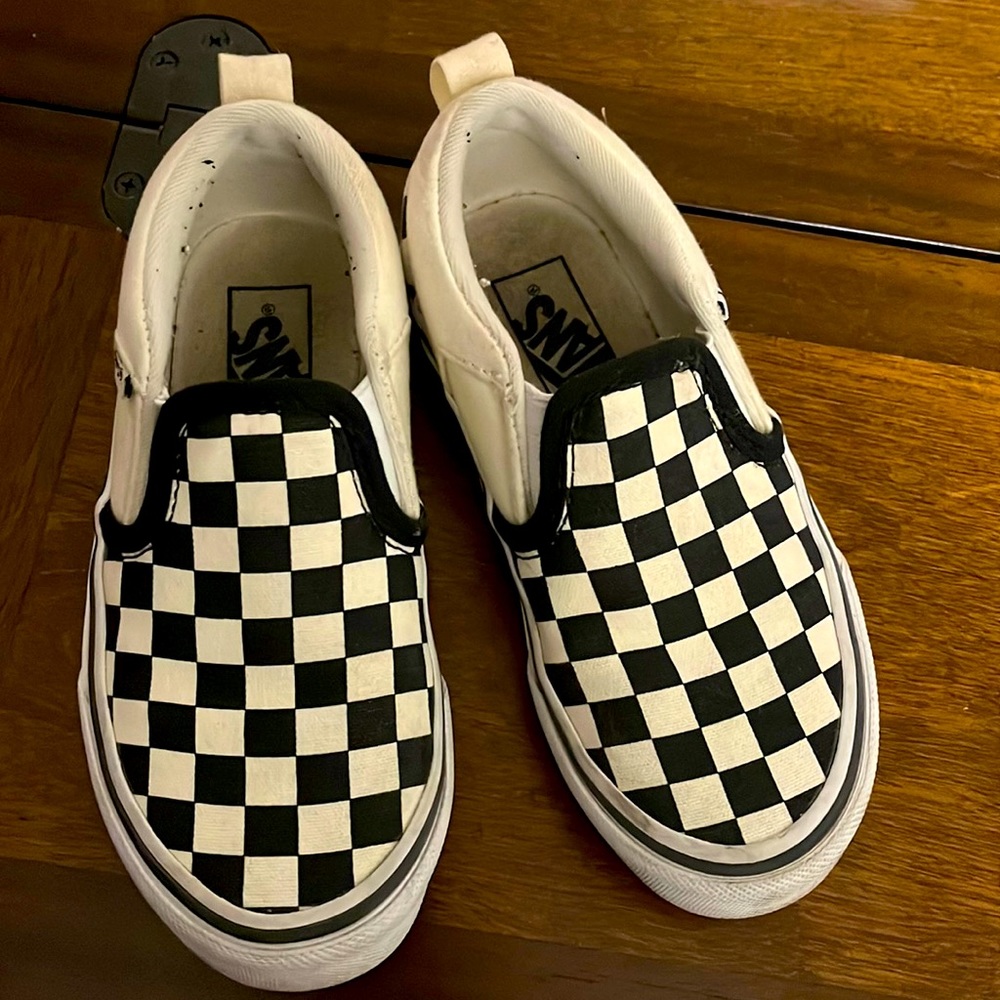 Kids size 11 slip on Vans